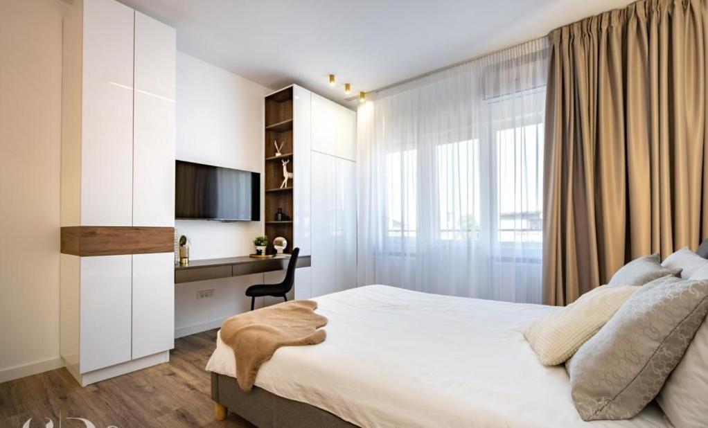 בוקרשט Majestic Apartament With View In Magheru מראה חיצוני תמונה