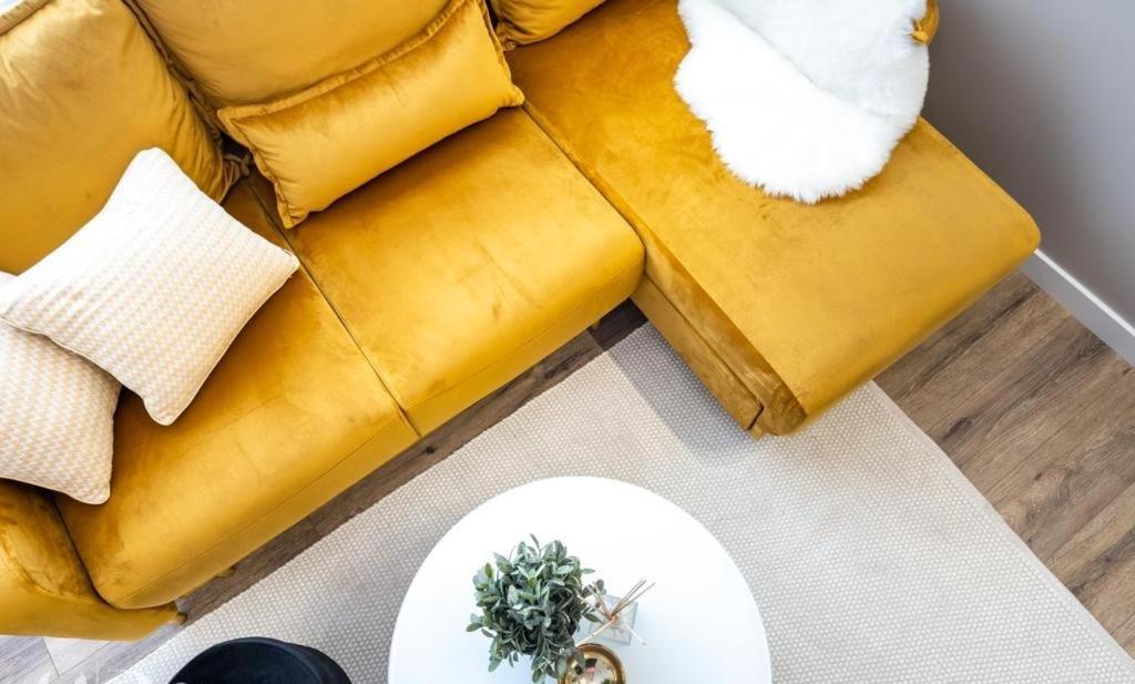 בוקרשט Majestic Apartament With View In Magheru מראה חיצוני תמונה